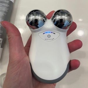 NuFace Mini Facial Toning Device